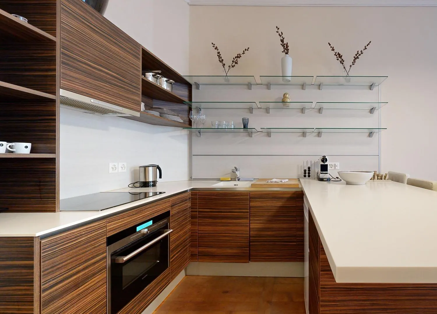 Magnificent Two Bedroom Apartment In A Luxury Building ジュネーブ 0*,  スイス
